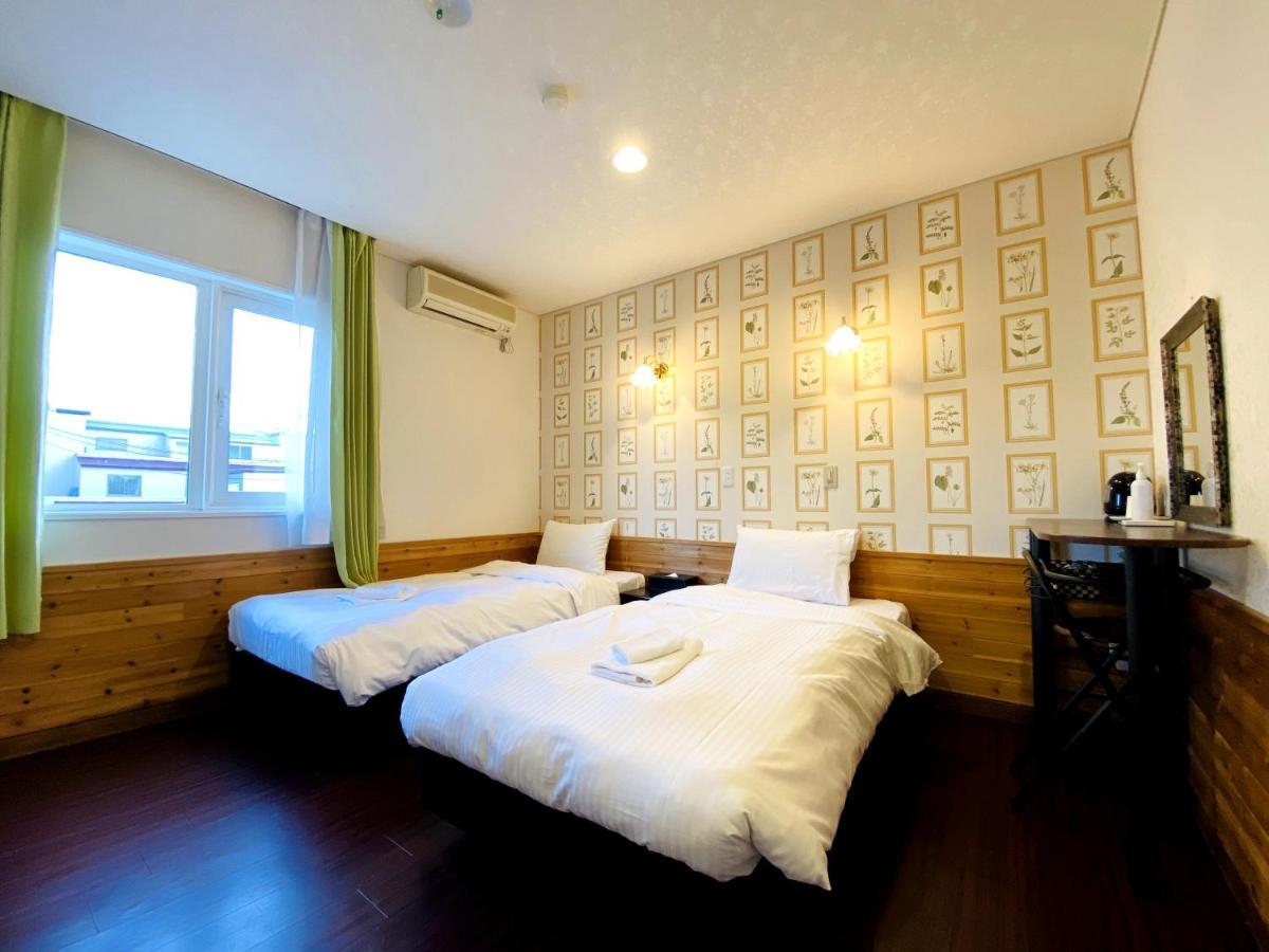 Petit Hotel Melon Nakafurano Exterior foto